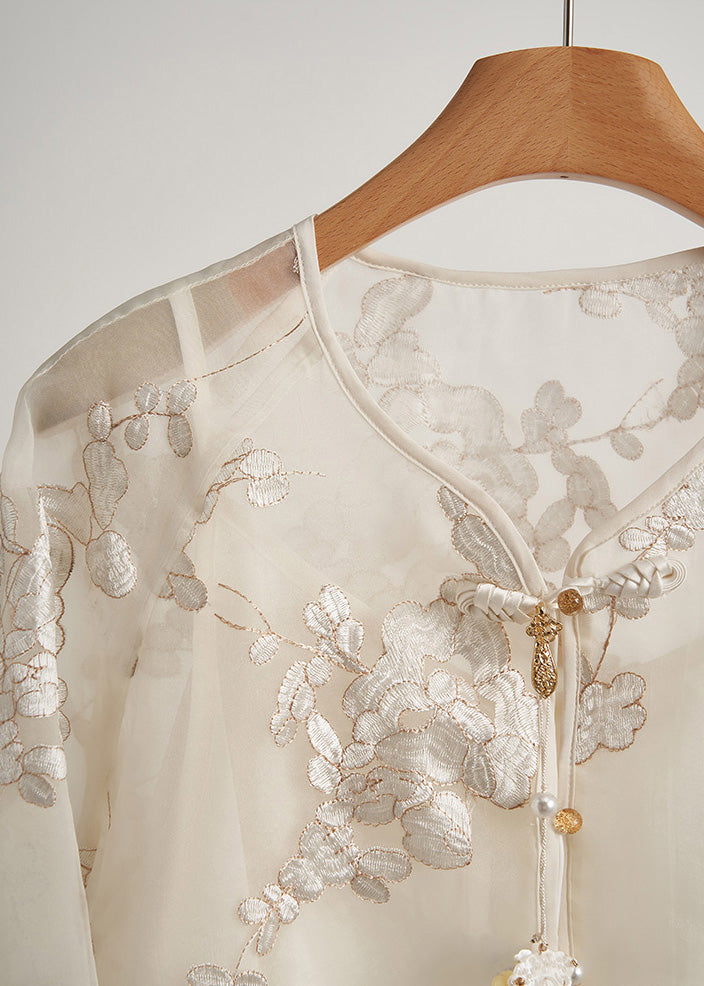 Damen-Seidenmäntel in Weiß mit Quasten und Stickerei, Frühling