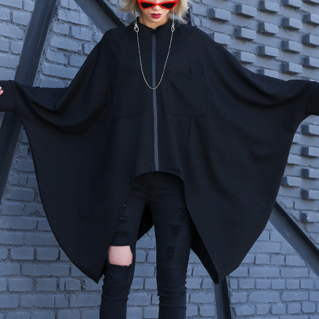 Schwarze Baumwollkleidung für Frauen in Übergröße mit Rundhalsausschnitt und extra großem Saum