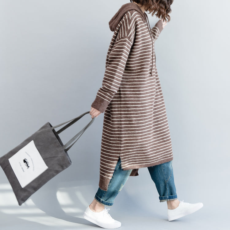 Braun gestreifter Pullover für Damen mit ästhetischen Zitaten, lustige Strickwaren mit Kapuze