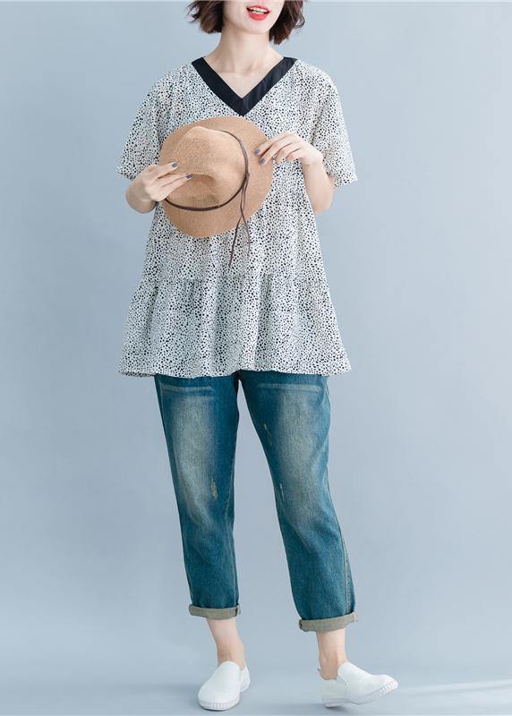 Women v neck clothes For Women Wardrobes white dotted top summer - SooLinen