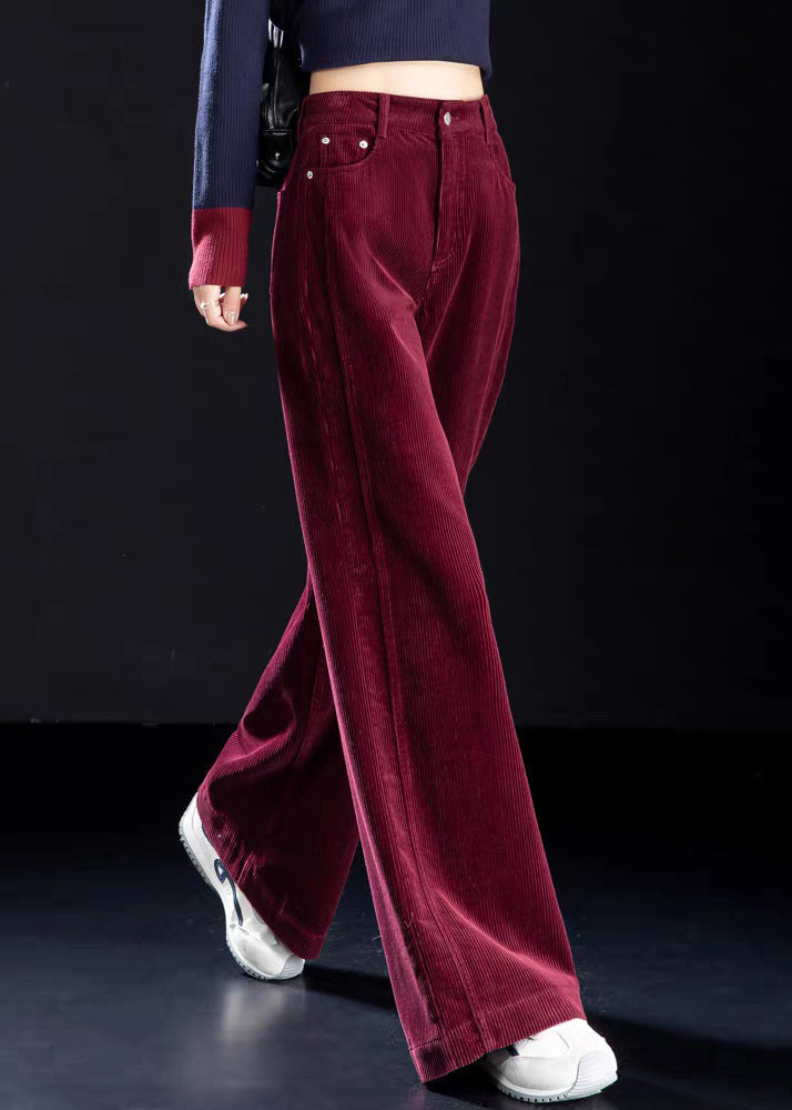 Gelbe Cordhose mit Knopftaschen, weitem Bein und hohem Bund für den Frühling