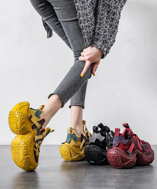 Zapatos de plataforma amarillos de gamuza informales con cordones