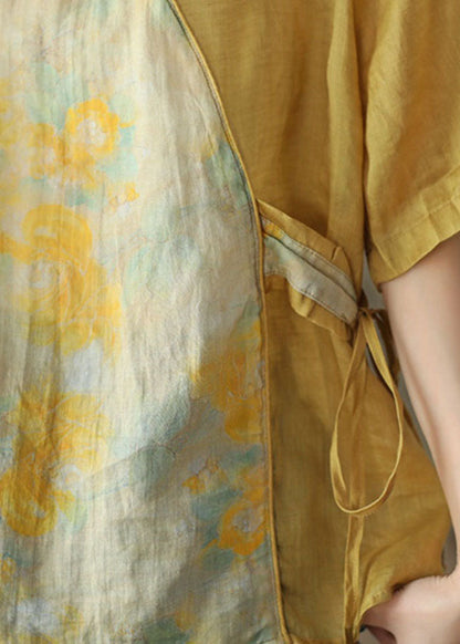 Camisa de lino con estampado de patchwork amarillo y botones chinos con cordones para verano