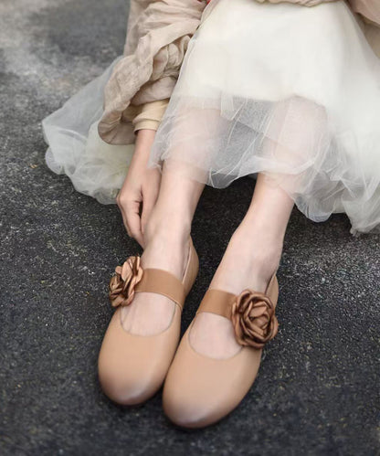 Yellow Sheepskin Fine Splicing Floral Flat Shoes For Women