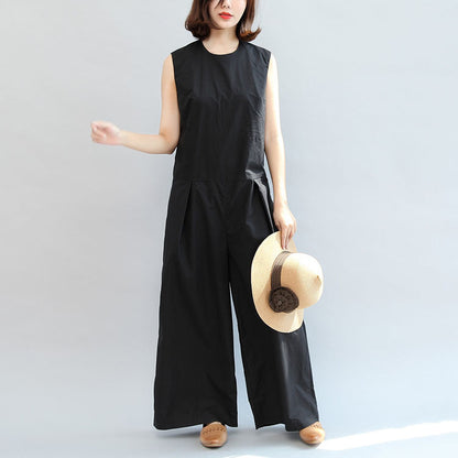 schwarze stylische Leinenhosen, lässige ärmellose Oberteile und lockere Jumpsuit-Hosen