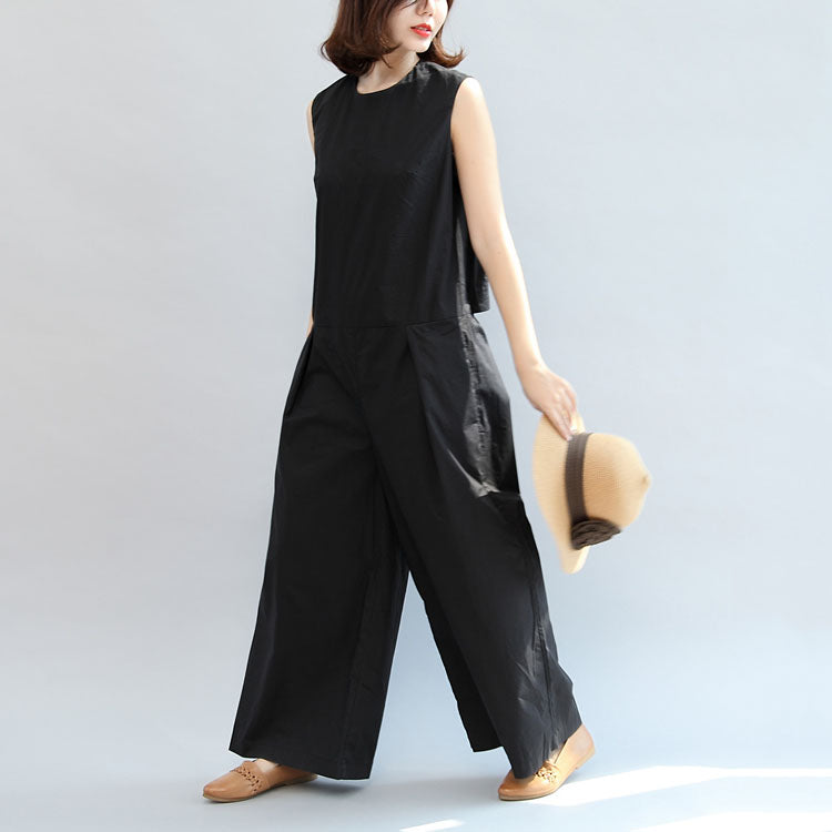 schwarze stylische Leinenhosen, lässige ärmellose Oberteile und lockere Jumpsuit-Hosen
