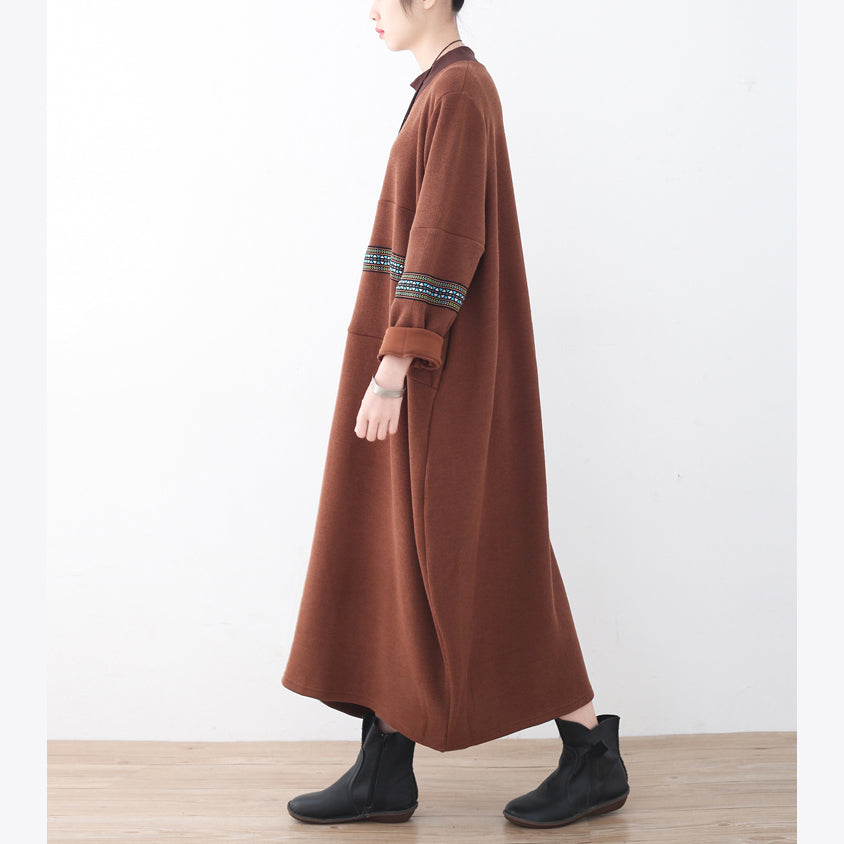 Boutique braunes Pulloverkleid Herbstmode Patchwork Pullover feines High Neck Winterkleid