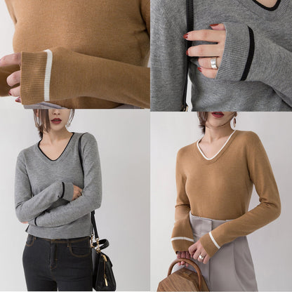 Grobstrickoberteile in Braun Herbstmode Strickblusen mit V-Ausschnitt Feine, seitlich offene Pullover