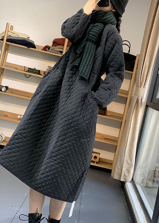 diy Schwarzes Kleid mit feiner Baumwollfüllung und Taschen für den Winter