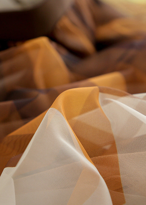 DIY Schokoladenfarbener Faltenrock mit hoher Taille und Print