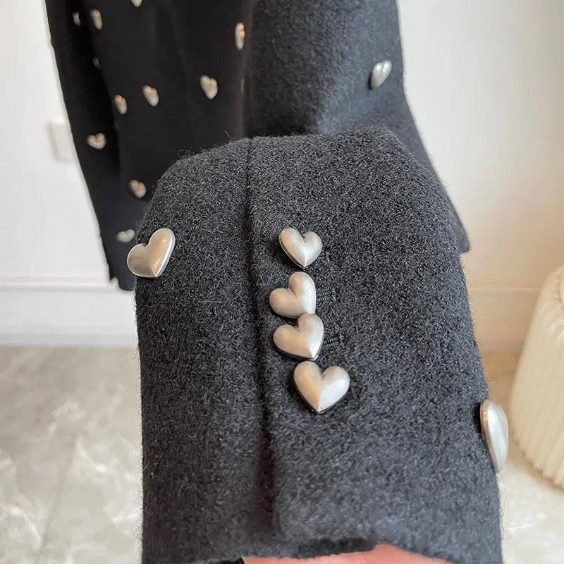 Black-based silver-heart chunky knit Chanel-style cropped jacket