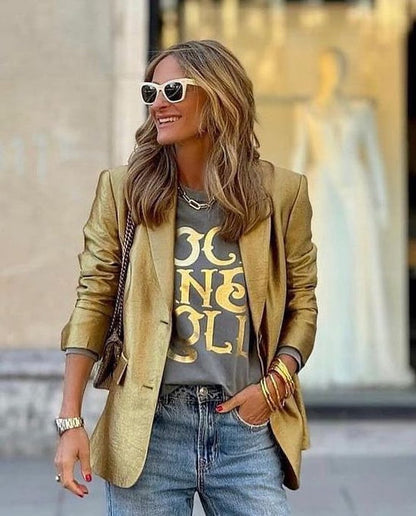 Single-breasted fashion blazer with a bright metallic sheen