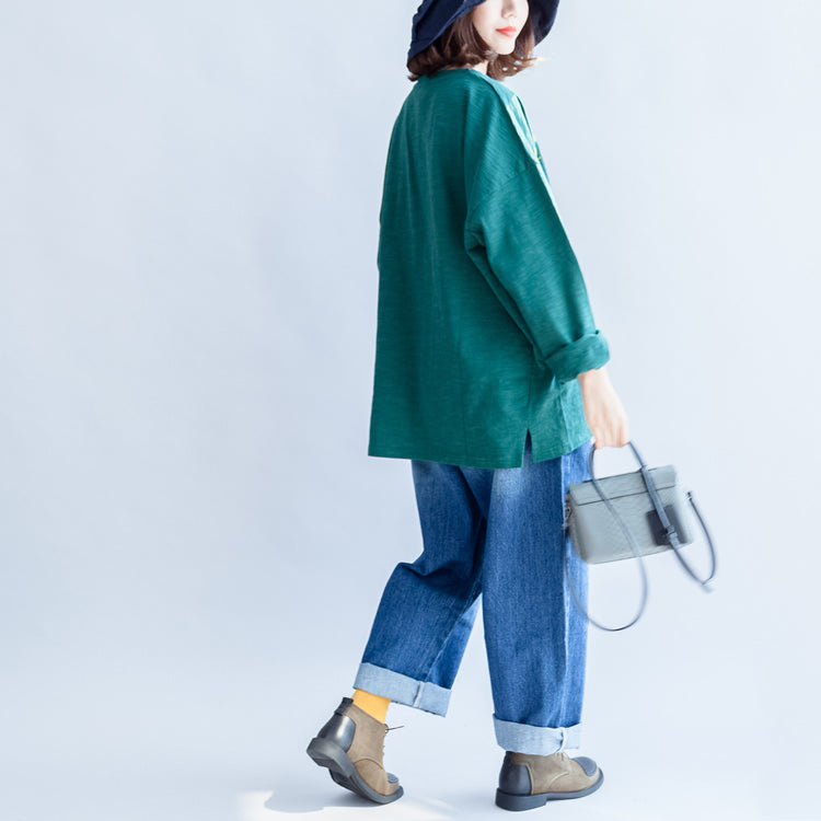 T-Shirt aus feiner Baumwolle mit grüner Alphabet-Stickerei, Pullover in Übergröße, Oberteile mit Fledermausärmeln