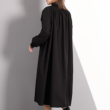stylisches schwarzes Herbstkleid in Übergröße Rollkragen-Maxikleid aus Baumwollmischung Vintage-Vorderseite offen falsche zweiteilige Kaftane aus Baumwollmischung