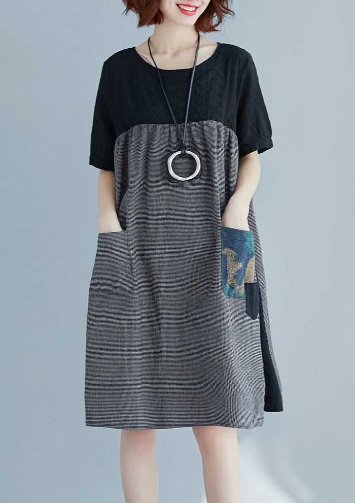 stilvolles schwarzes Kleid aus natürlichem Baumwollleinen Locker sitzende Kurzarmtaschen Urlaubskleider 2018 O-Ausschnitt Patchwork-Kleider aus Baumwollleinen