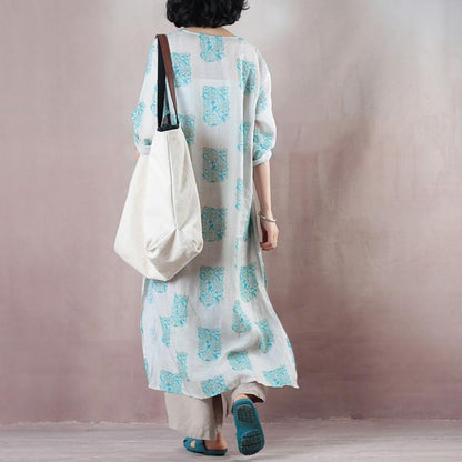 stilvolle blaue Print lange Leinenkleider Plus Size Kleidung V-Ausschnitt seitlich offen Reisekleid feines Halbarmkleid