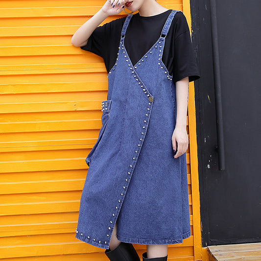 stylisches Jeansblau Midi-Baumwollkleid Locker sitzendes Maxikleid aus Baumwolle Feine, mit Nieten verzierte, ärmellose Kniekleider