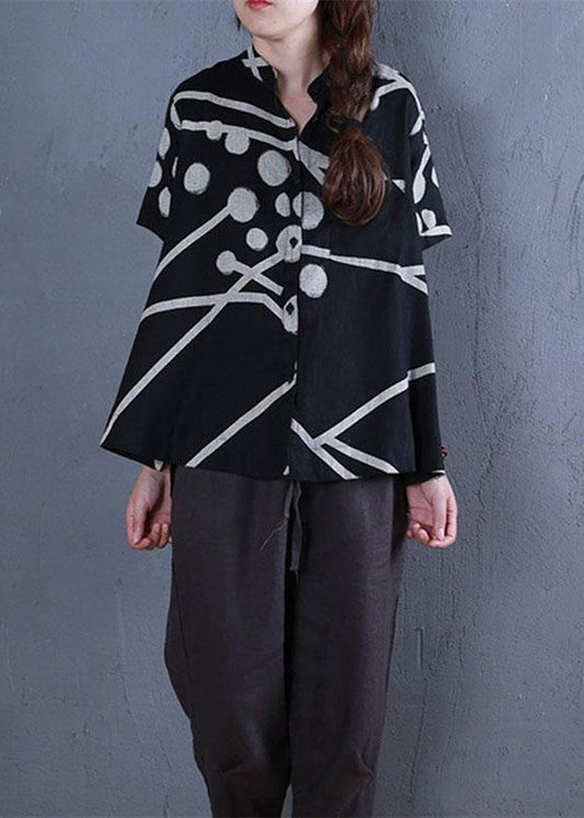 stylische Leinenoberteile übergroße, einreihige schwarze Bluse mit Stehkragen und Aufdruck