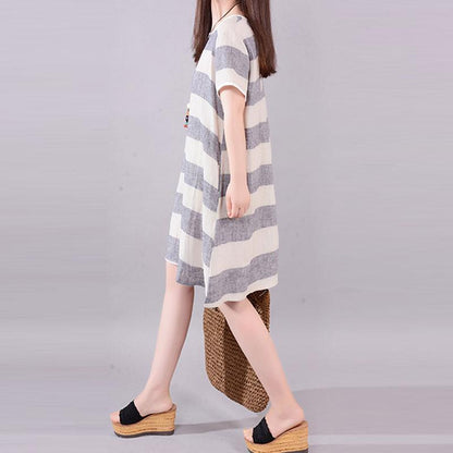 stilvolle lange Leinenkleider Plus Size Kleidung Grau gestreift Kurzarm Casual Cotton Flachs Kleid