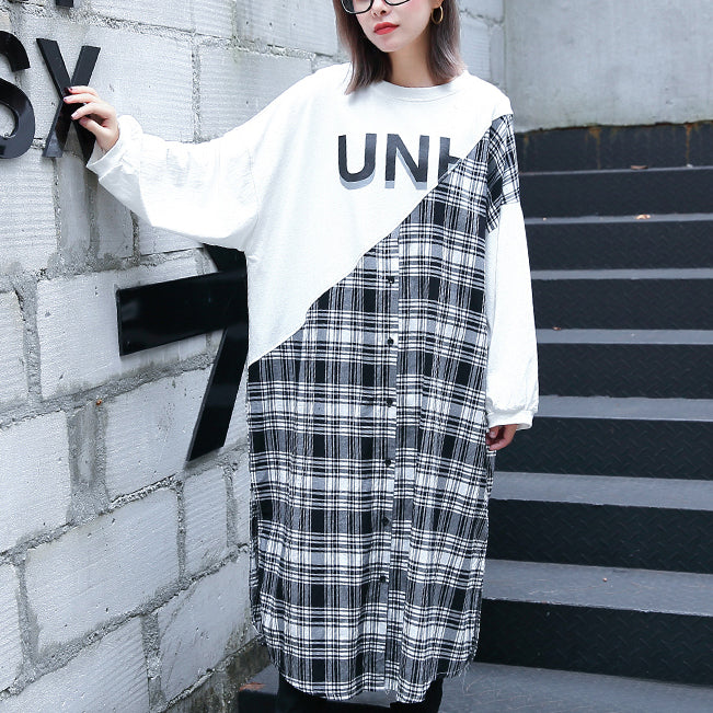 stylisches weißes kariertes Patchwork-Baumwollmischkaftan übergroßes Reisekleid mit O-Ausschnitt, feines, seitlich offenes Baggy-Kleid