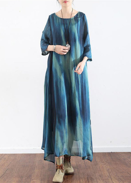 die meerblauen Seidenkleider mit Print, lässige lange Seidenkaftane in Übergröße, übergroße Kleider mit Armbandärmeln