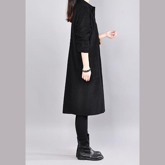 Feine schwarze Baumwolloberteile Übergrößen Baumwolle Baumwoll-T-Shirt Neue Reverskragen große Taschen Baumwollkleidungsoberteile
