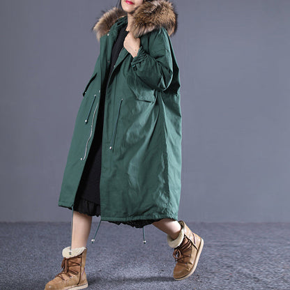 feine schwärzlich-grüne Pufferjacken Kleidung mit Kapuze Pelzkragen Steppmantel Neue Kordelzugtaschen Winteroberbekleidung