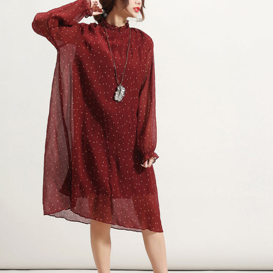 trendiges burgunderrotes gepunktetes Sommerkleid Stand Langarm Brautjungfernkleid Cinched Tüllkleid