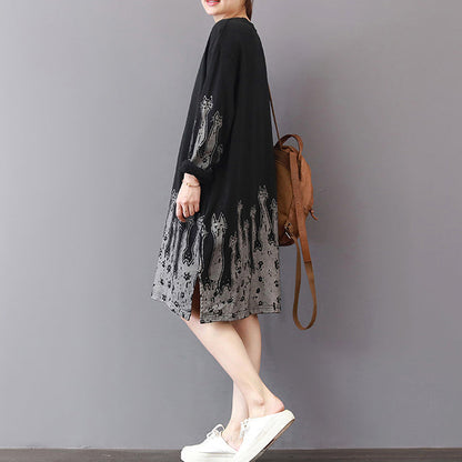 Vintage schwarzes Herbstkleid Locker sitzendes Baumwollkleid mit Prints Feines seitlich offenes Herbstkleid