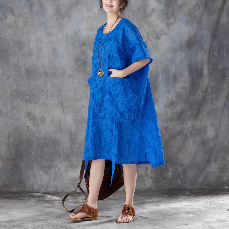 Damen Baumwoll-Etuikleid übergroßes lockeres Rundhals-Kurzarm-Kleid mit unregelmäßigem blauem Muster